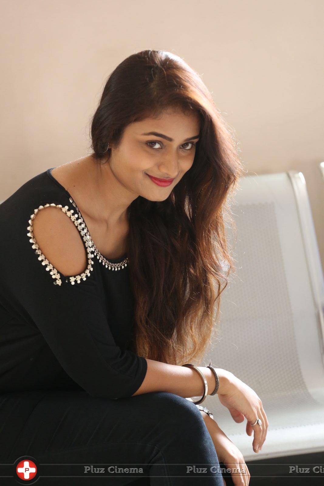 Kiran Chetwani New Photos | Picture 1410329