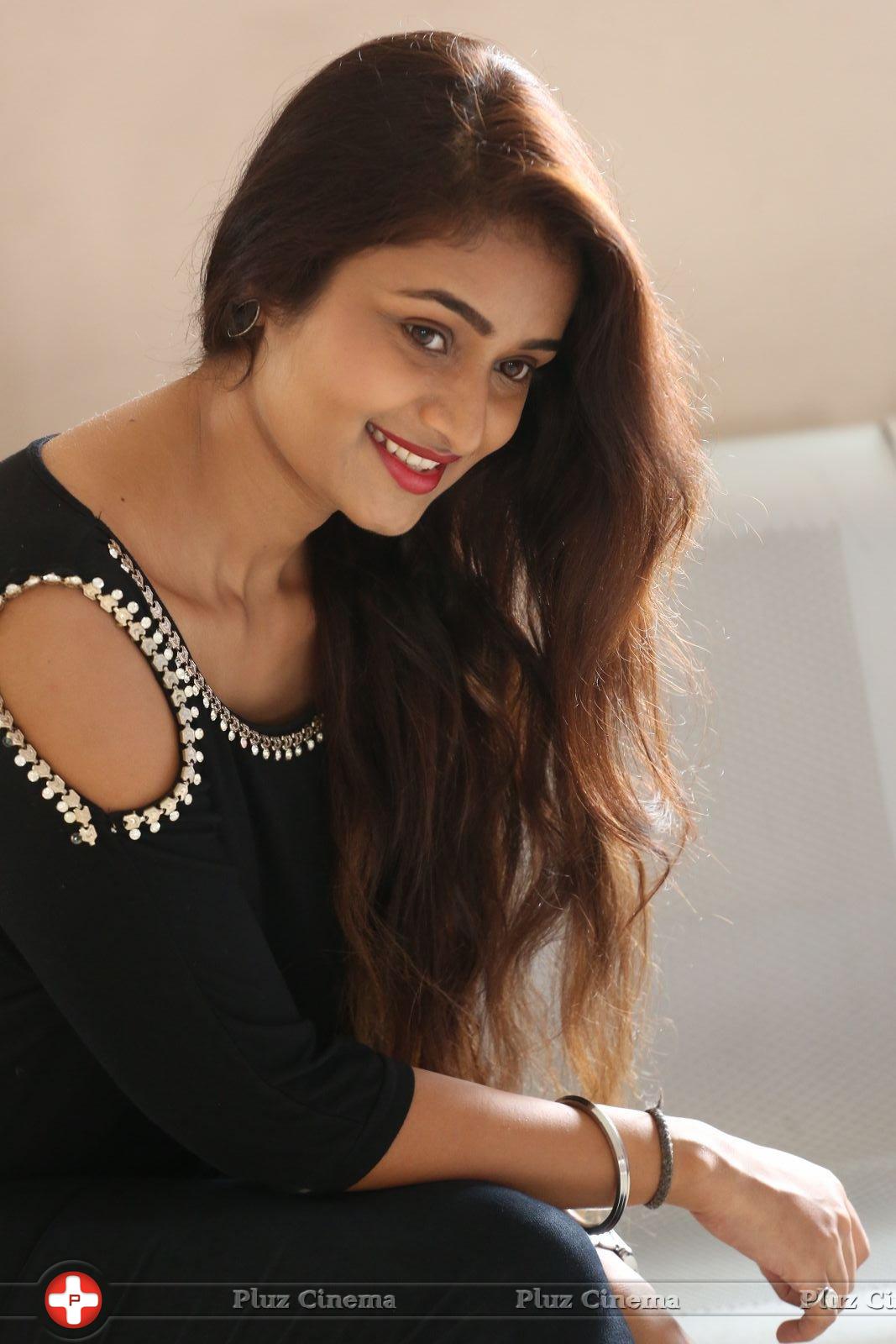 Kiran Chetwani New Photos | Picture 1410341