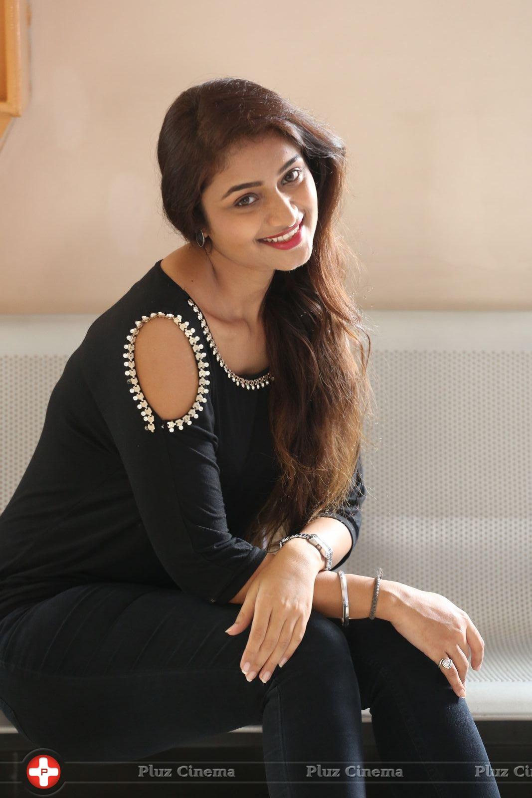 Kiran Chetwani New Photos | Picture 1410346