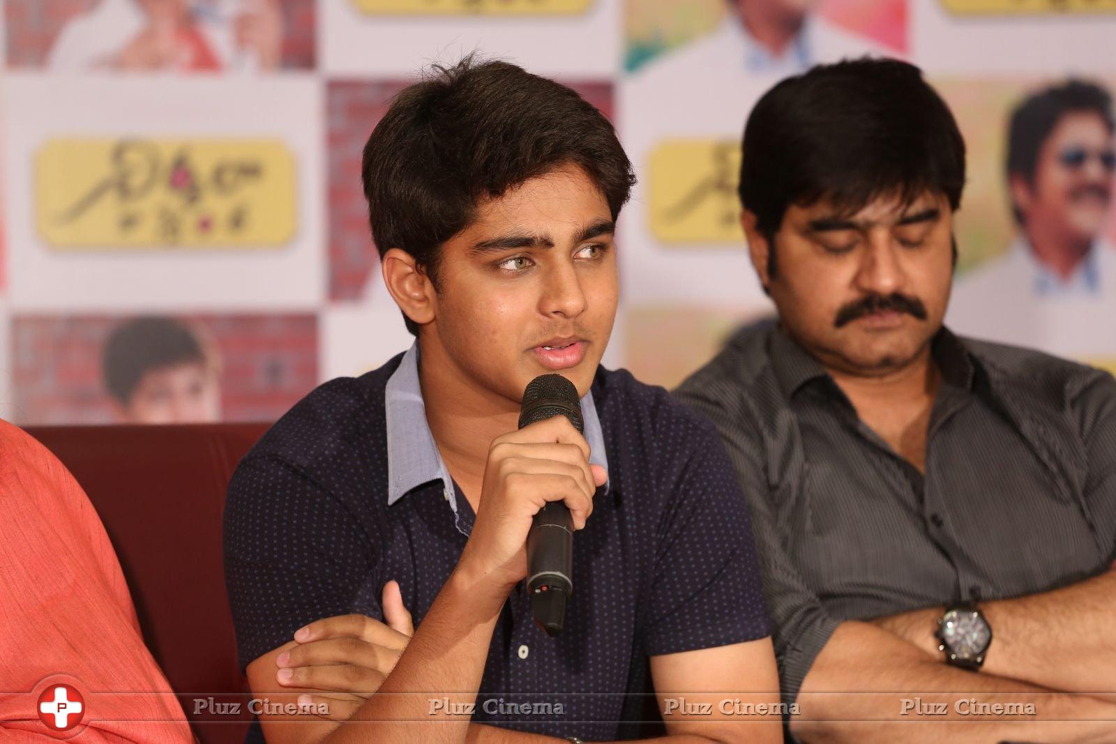Srikanth Family at Nirmala Convent Movie Interview Photos | Picture 1417261
