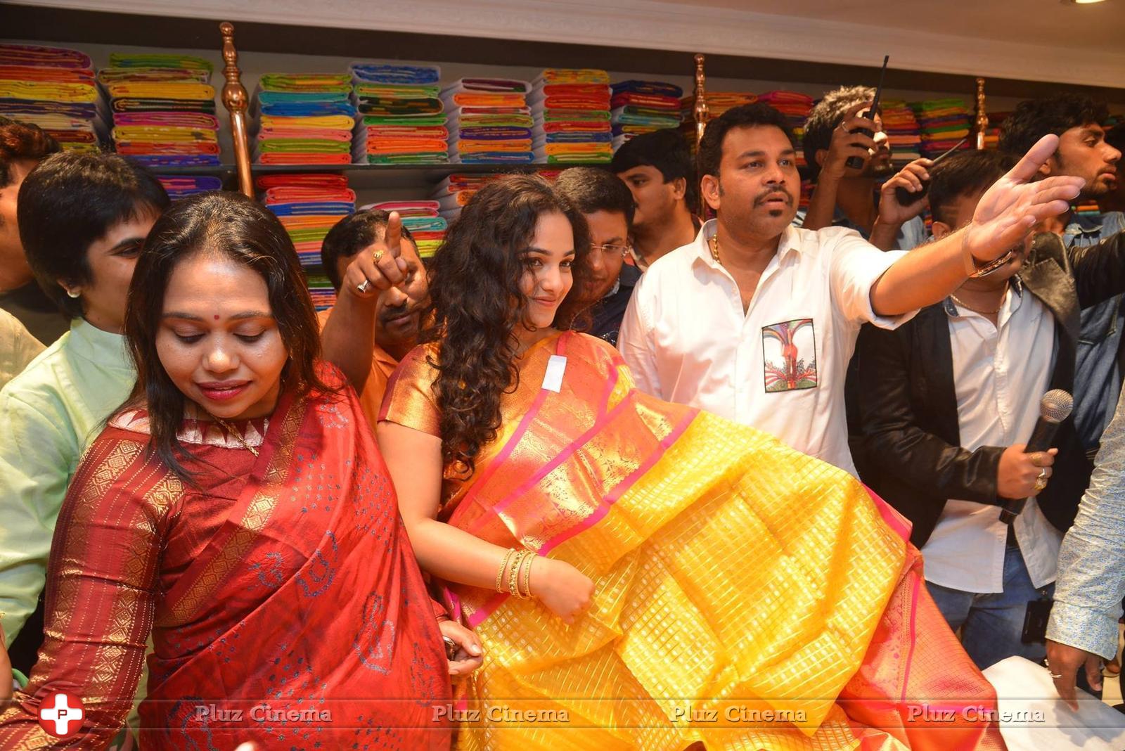 Nithya Menon Launches Kalamandir 25th Store | Picture 1422285