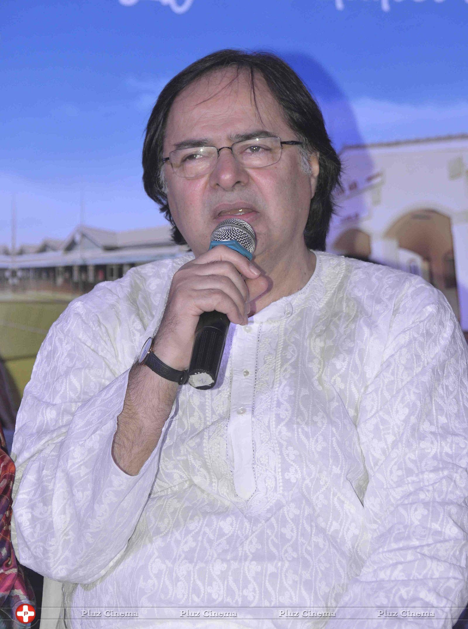 Farooq Sheikh - Press conference of film Club 60 Photos | Picture 658127