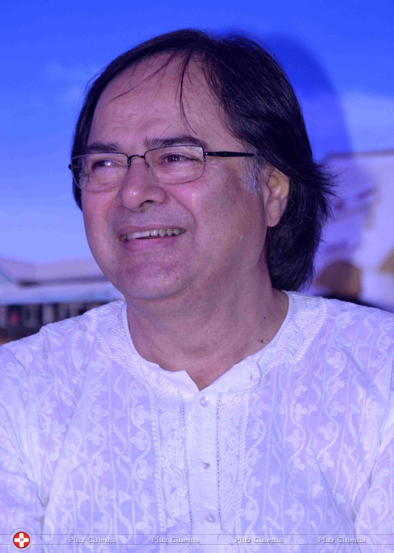 Farooq Sheikh - Press conference of film Club 60 Photos | Picture 658140