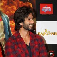 Shahid Kapoor - Shahid and Sonakshi Promote R Rajkumar at Reliance Digital Photos | Picture 657573