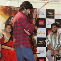 Shahid and Sonakshi Promote R Rajkumar at Reliance Digital Photos | Picture 657579