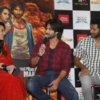Shahid and Sonakshi Promote R Rajkumar at Reliance Digital Photos | Picture 657594