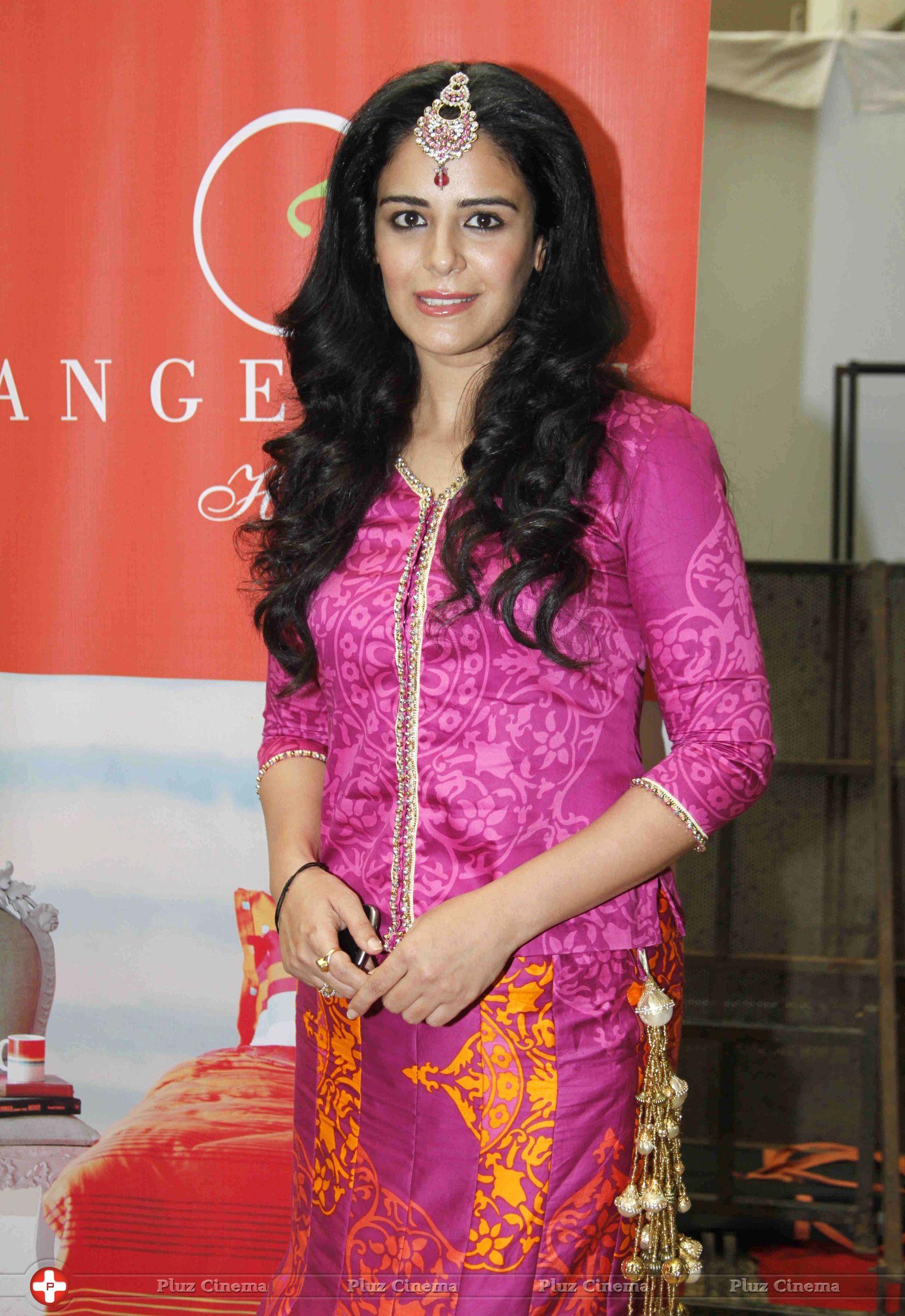 Mona Singh - Actress Mona Singh at The Launch of Tangerine Home Couture Photos | Picture 658673