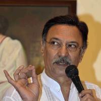 Suresh Oberoi - Inauguration of exhibition Rhythm of Colour Photos