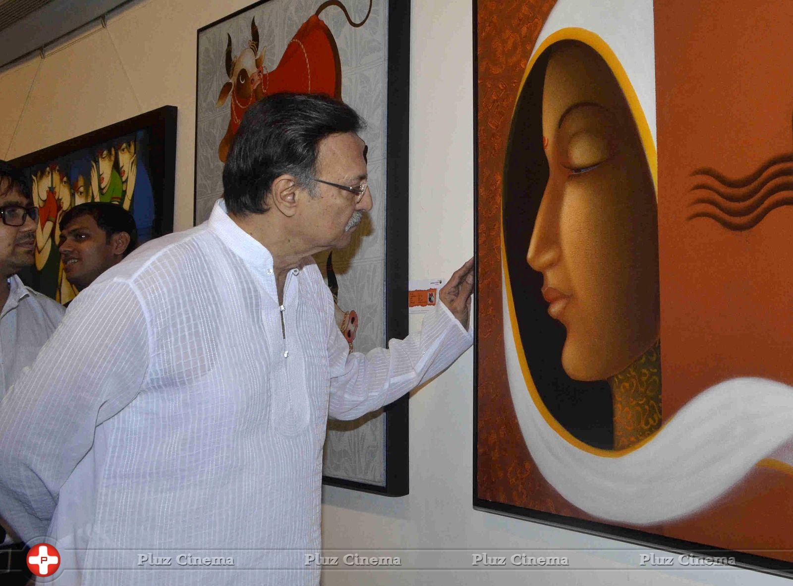 Suresh Oberoi - Inauguration of exhibition Rhythm of Colour Photos | Picture 660924