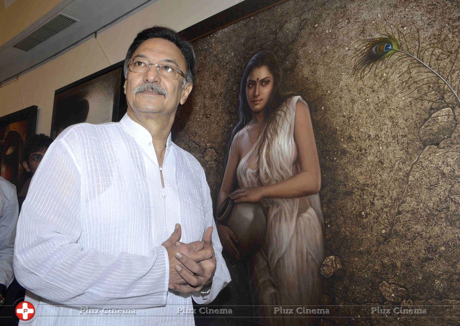 Suresh Oberoi - Inauguration of exhibition Rhythm of Colour Photos | Picture 660925