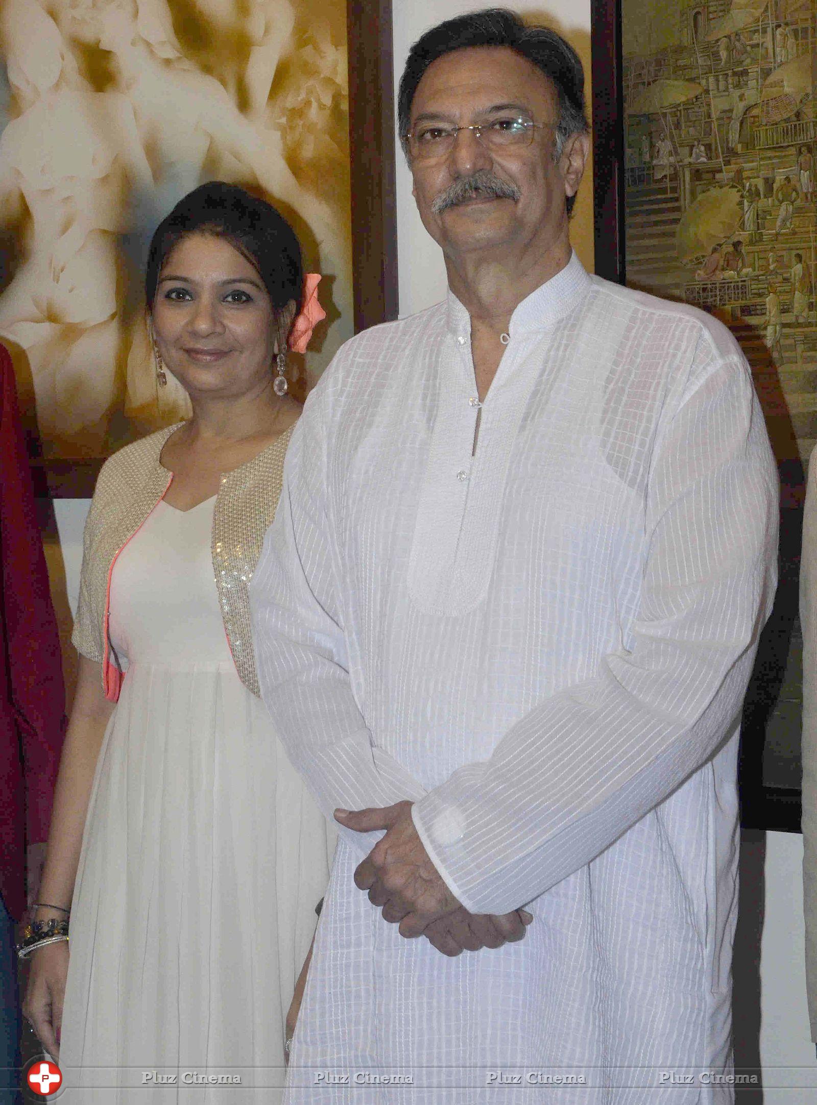 Suresh Oberoi - Inauguration of exhibition Rhythm of Colour Photos | Picture 660929