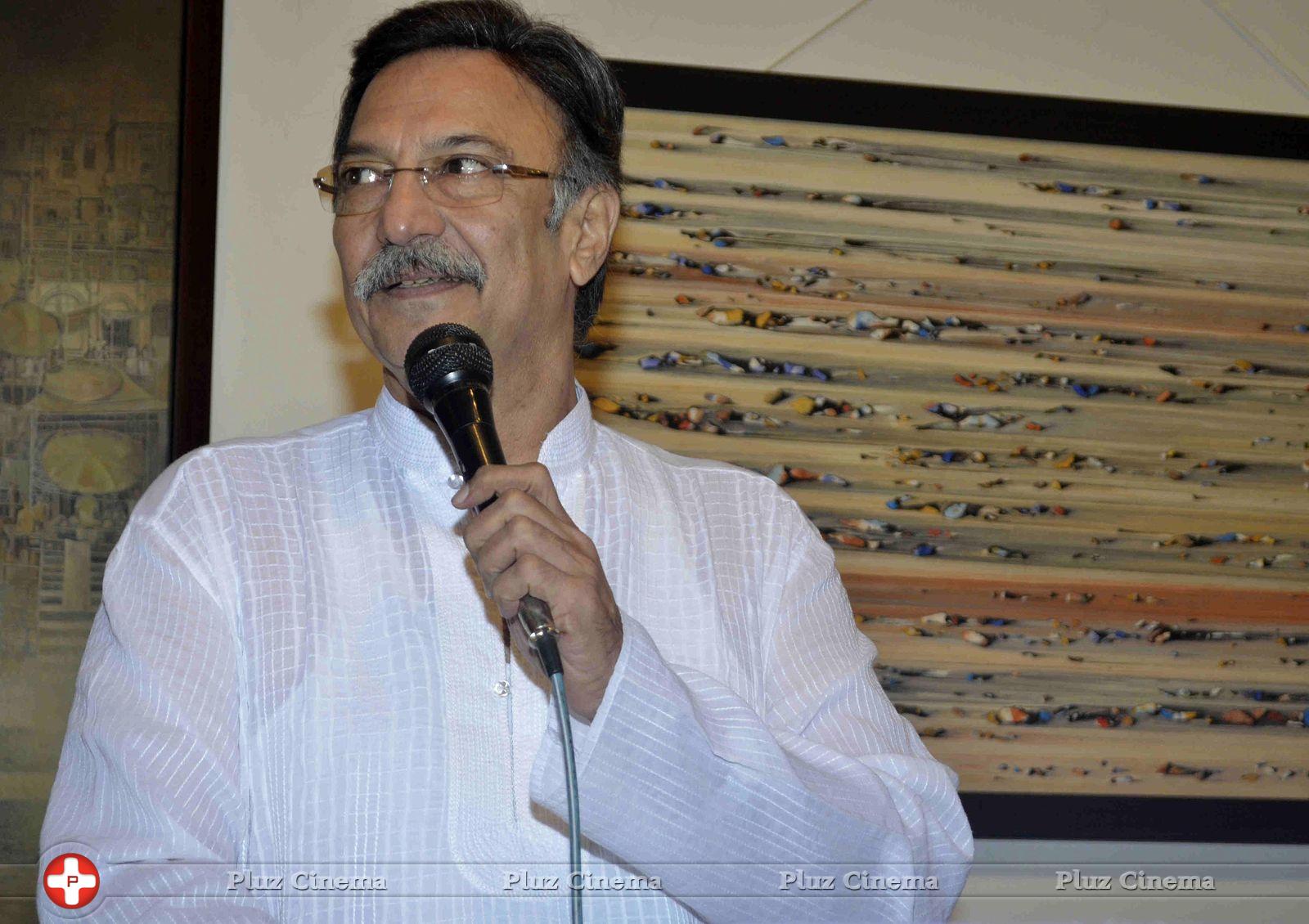 Suresh Oberoi - Inauguration of exhibition Rhythm of Colour Photos | Picture 660932