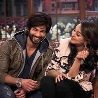 Promotion of film R Rajkumar on the sets of Comedy Nights with Kapil Photos | Picture 663025