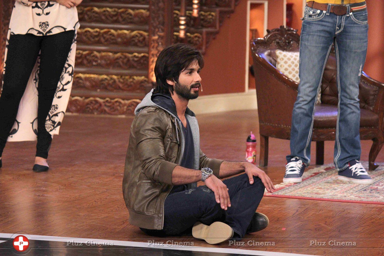 Promotion of film R Rajkumar on the sets of Comedy Nights with Kapil Photos | Picture 663070