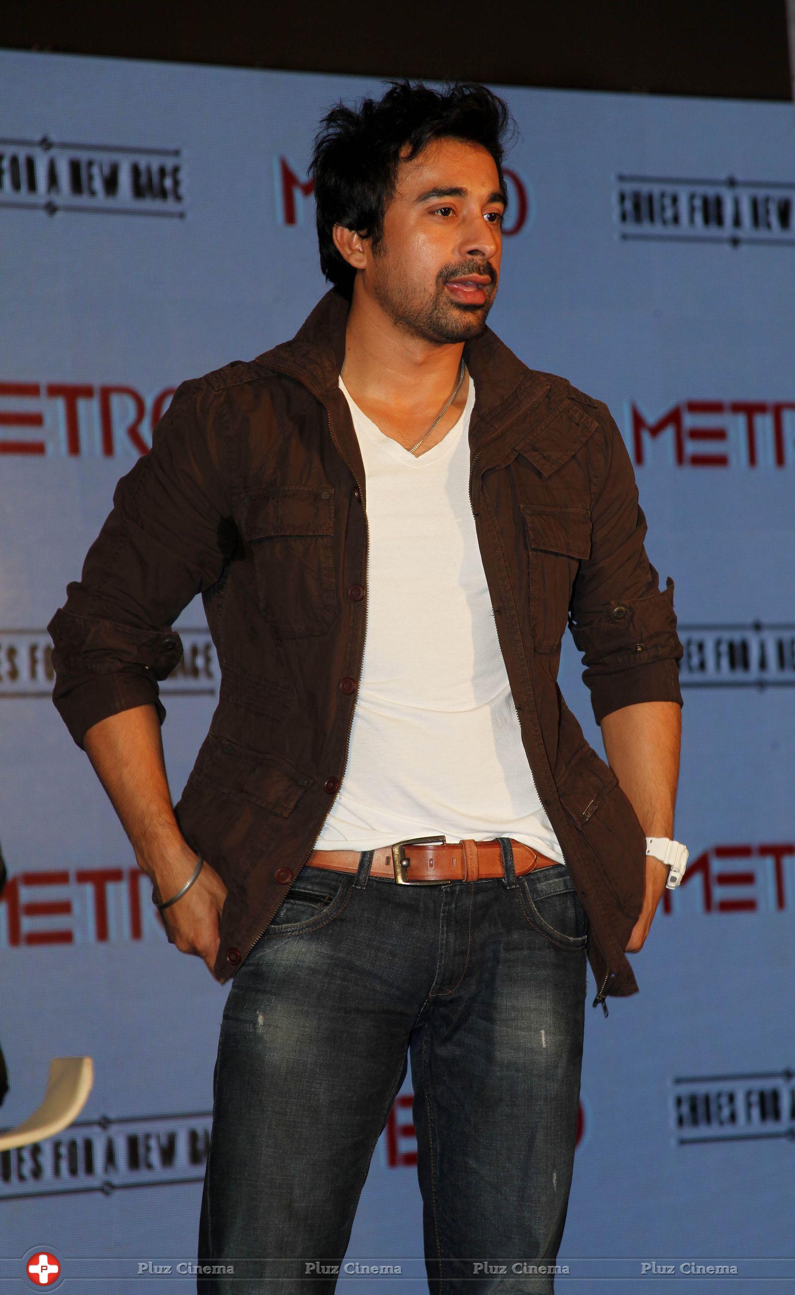 Rannvijay Singh - Launch of Metro shoes campaign Shoes for a New Race Photos | Picture 671510