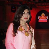 Alka Yagnik - Shilpa Shetty walks for Rohit Verma Show for Marigold Watches Photos