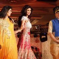 Shilpa Shetty walks for Rohit Verma Show for Marigold Watches Photos | Picture 672393
