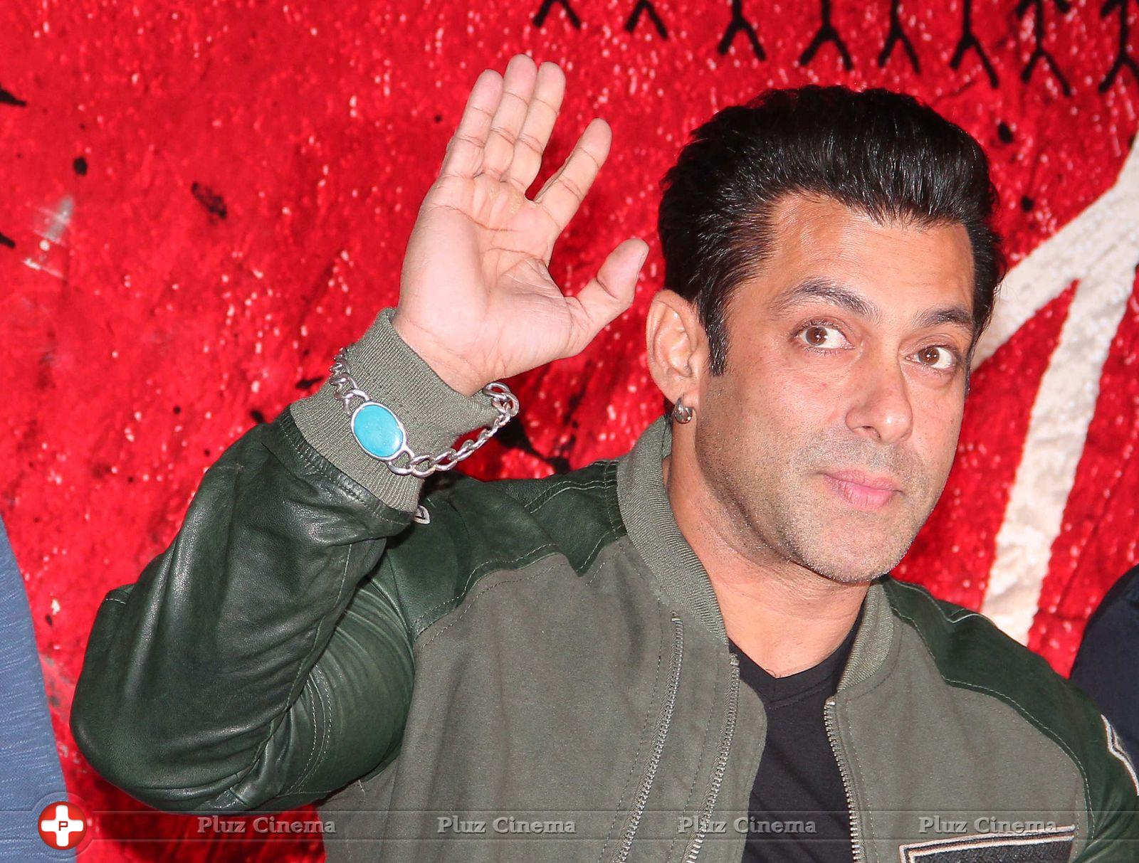 Salman Khan - Salman Khan Unveils Jai Ho Movie Trailer Photos | Picture 674555