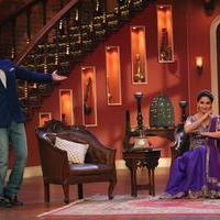 Promotion of film Dedh Ishqiya on sets of Comedy Nights with Kapil Photos | Picture 675408