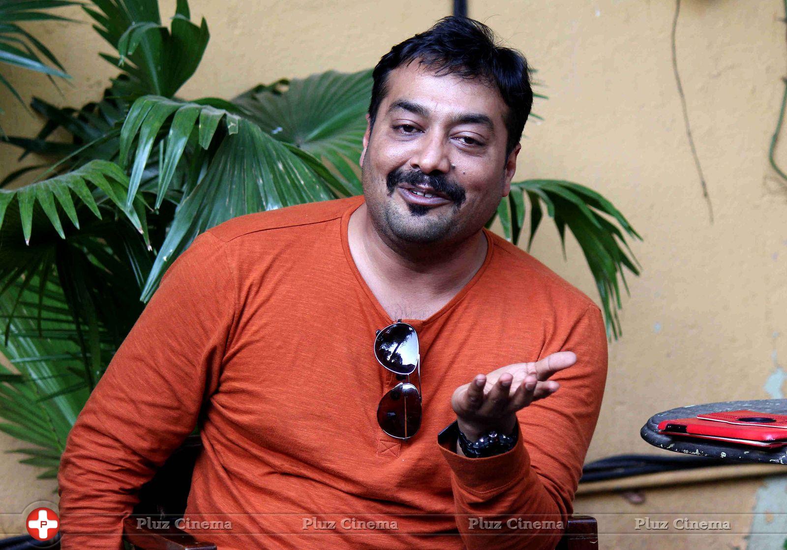 Anurag Kashyap - Director Anurag Kashyap challenges India's Anti Smoking Disclaimers Photos | Picture 681264
