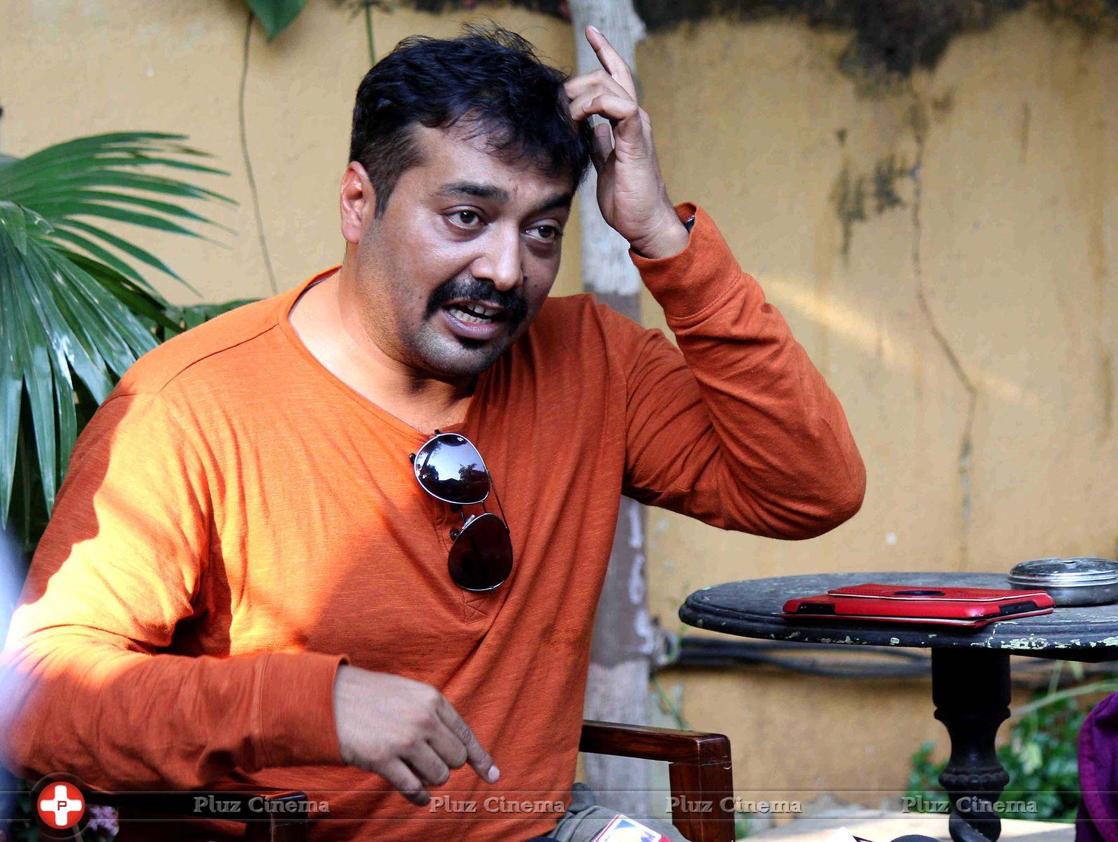 Anurag Kashyap - Director Anurag Kashyap challenges India's Anti Smoking Disclaimers Photos | Picture 681277