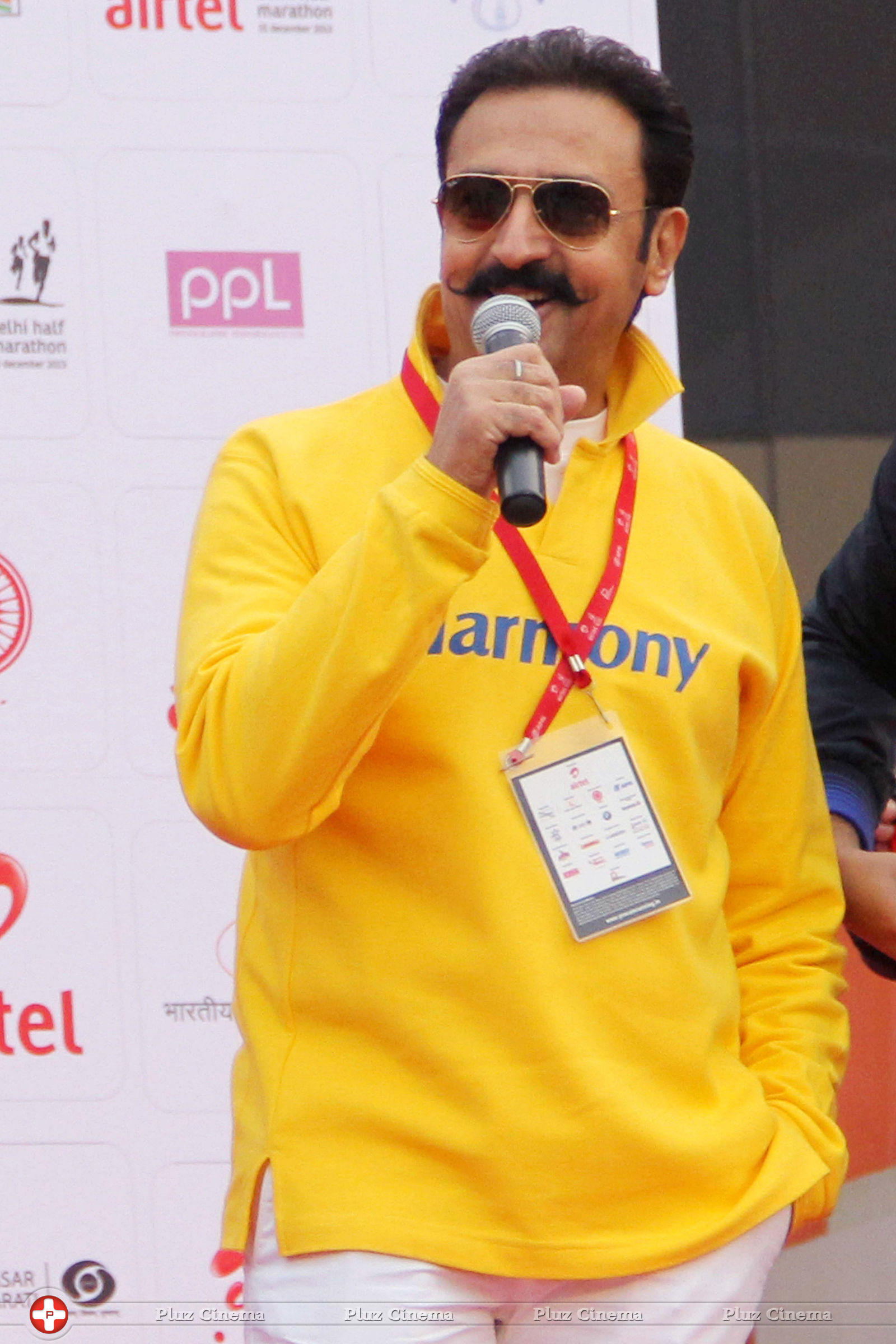 Gulshan Grover - Gulshan Grover at Delhi Half Marathon 2013 | Picture 680492