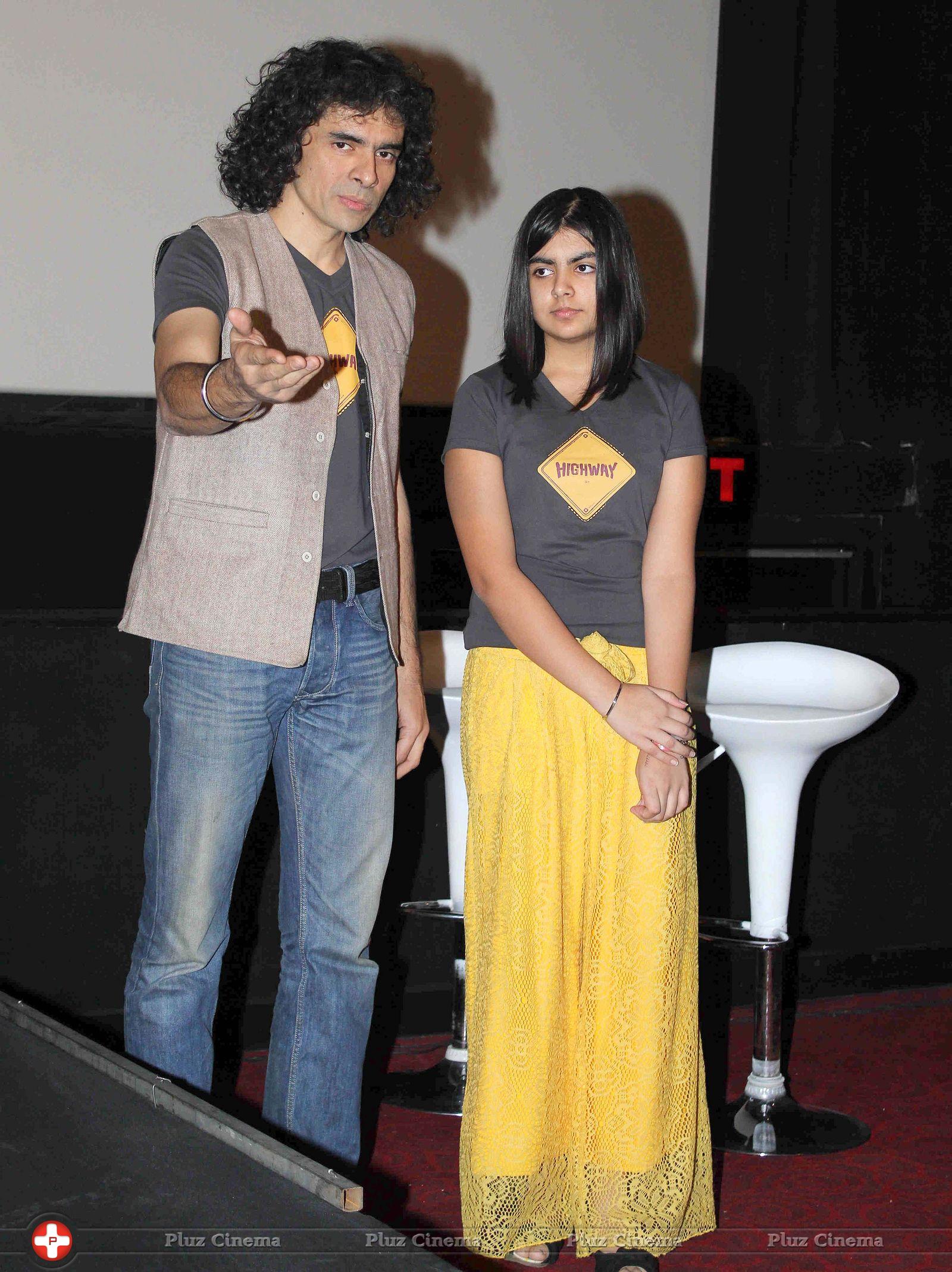 A R Rahman, Imtiaz, Randeep & Alia Bhatt at Trailer Launch Event Photos | Picture 681245