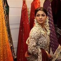 Keerti Nagpure - Wedding sequence preparations for TV serial Desh Ki Beti Nandini Stills