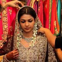 Keerti Nagpure - Wedding sequence preparations for TV serial Desh Ki Beti Nandini Stills