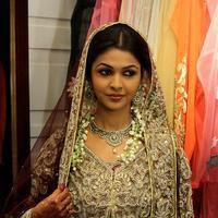 Keerti Nagpure - Wedding sequence preparations for TV serial Desh Ki Beti Nandini Stills