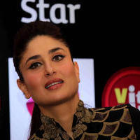 Kareena Kapoor - Kareena Kapoor Promotes VithU Mobile App Photos | Picture 683041