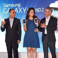 Huma Qureshi launches Samsung GALAXY Grand 2 Photos | Picture 685132