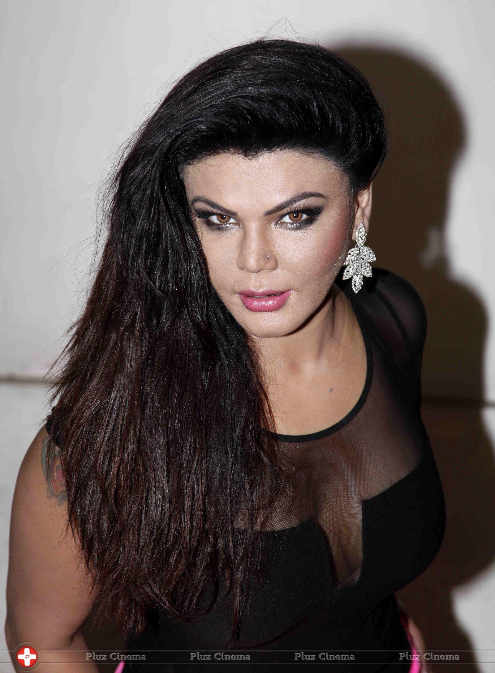 Rakhi Sawant - Kashmira Shah at rehearsal for New Year Show Photos | Picture 687594