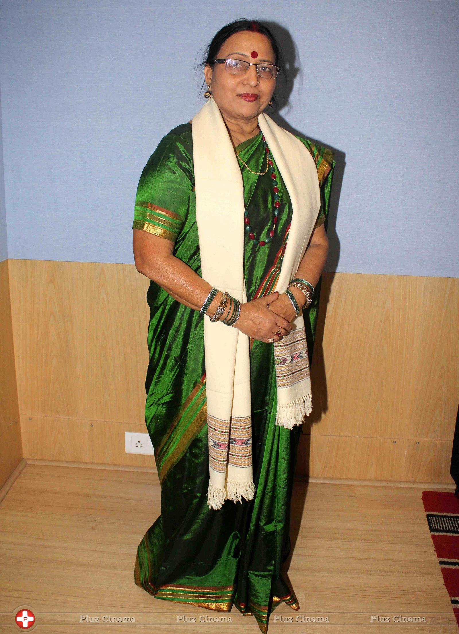 Sharda Sinha - Song recording of film Chaarfutiya Chhokare Photos | Picture 687888