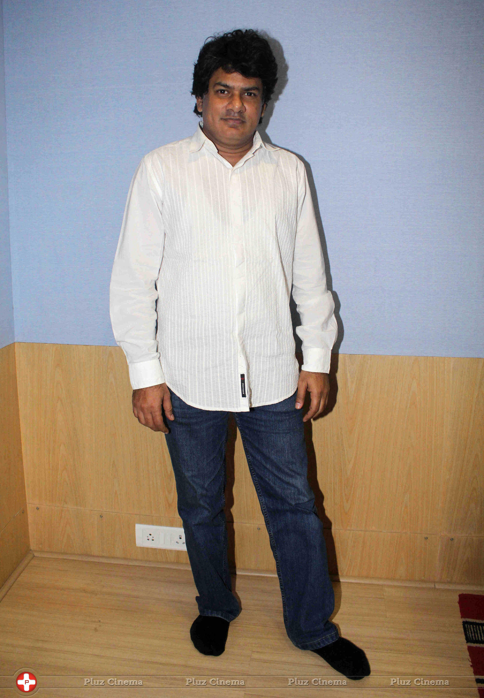 Sudeep Banerji - Song recording of film Chaarfutiya Chhokare Photos | Picture 687889