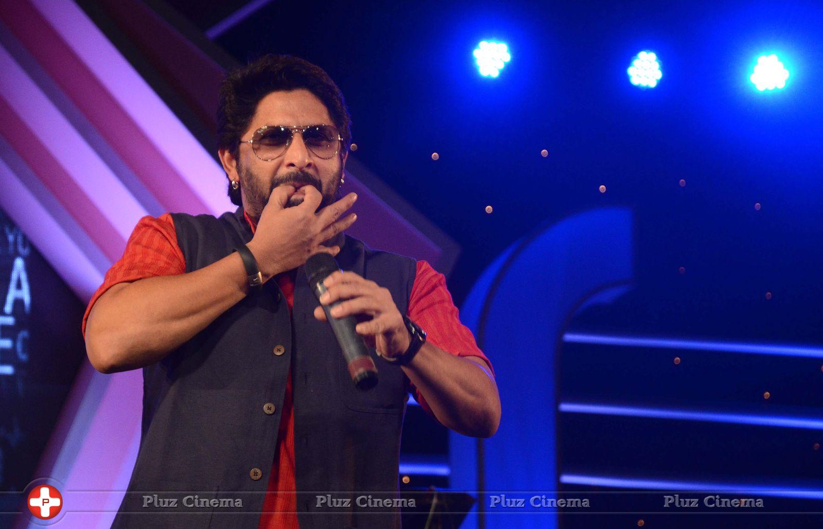 Arshad Warsi - Mulund Carnival Festival Grand Finale 2013 Photos | Picture 688270