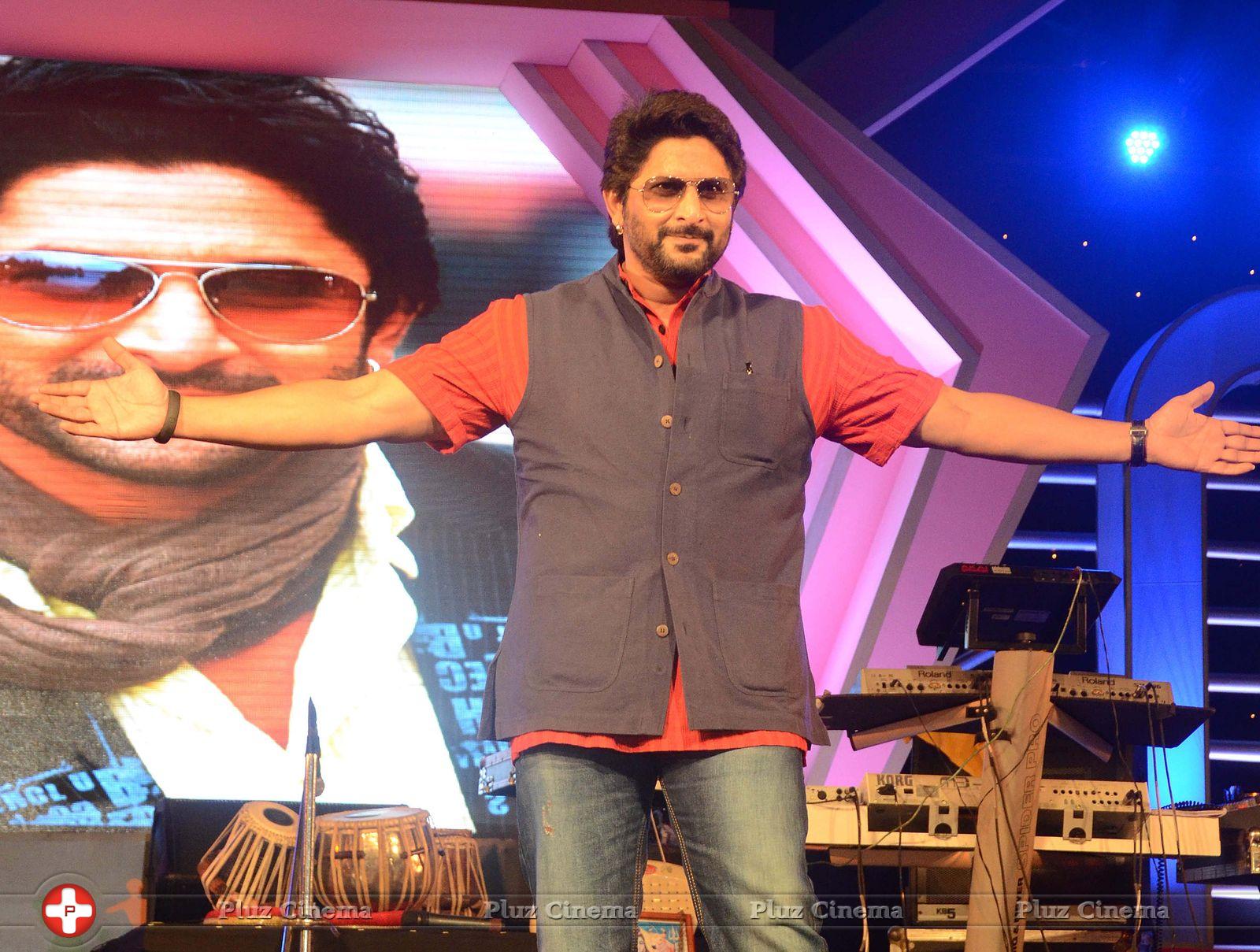 Arshad Warsi - Mulund Carnival Festival Grand Finale 2013 Photos | Picture 688281