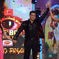 Salman Khan - Gauhar Khan wins Big Boss Season 7 Photos