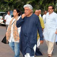 Javed Akhtar - Celebrities attend funeral of Farooq Sheikh Photos