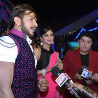 New Year cake cutting on the set of Nach Baliye 6 Photos | Picture 688944