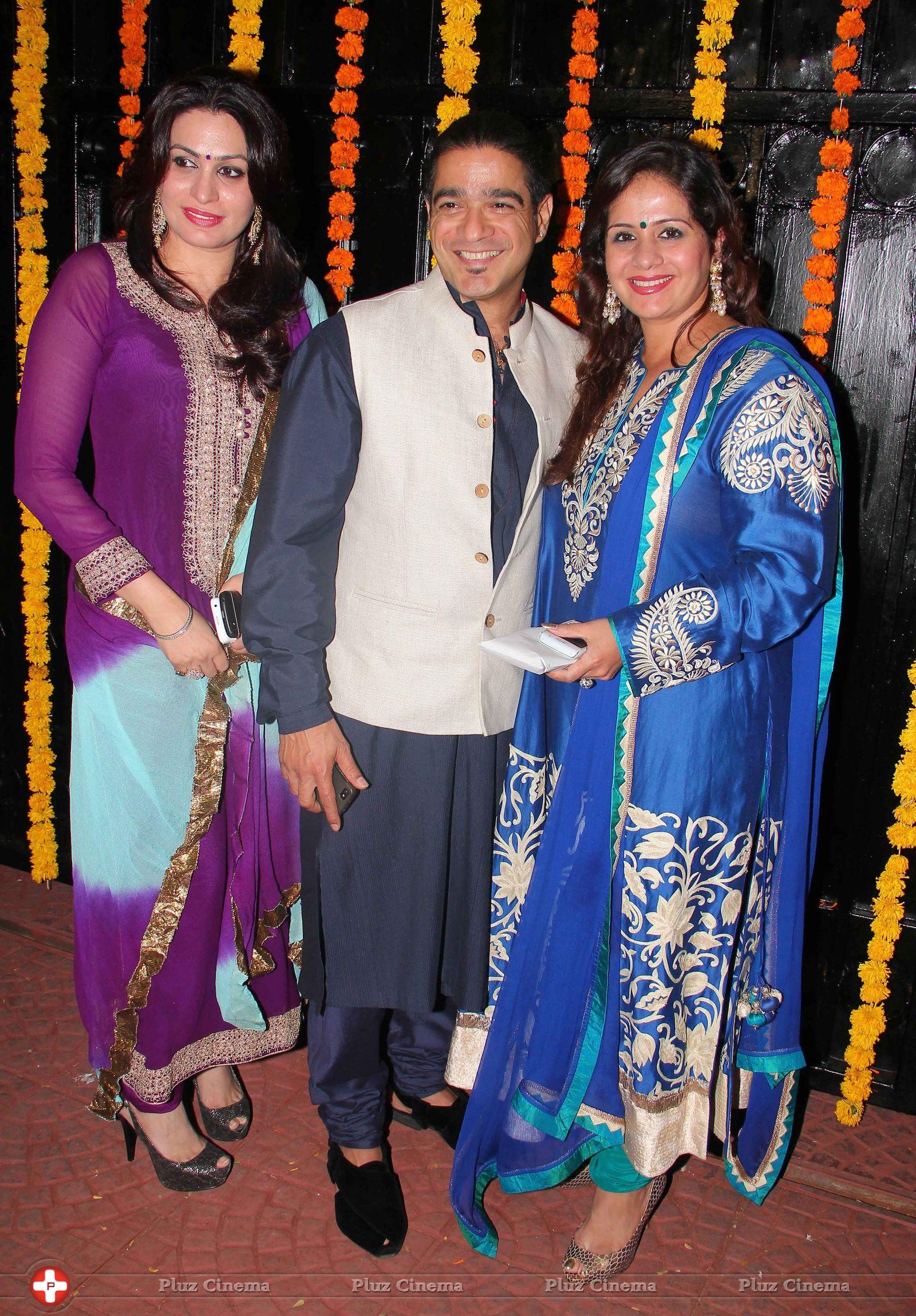 Celebrities at Ekta Kapoor Diwali Party 2013 Photos | Picture 624143