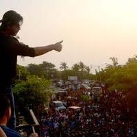 Shahrukh Khan - Shahrukh Khan Celebrates his 48th Birthday Photos | Picture 625625