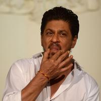 Shahrukh Khan - Shahrukh Khan Celebrates his 48th Birthday Photos | Picture 625640