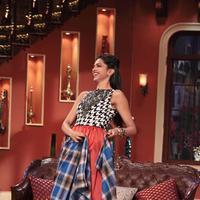 Deepika Padukone - Ranveer & Deepika Promotes Ram Leela on Comedy Nights With Kapil Photos | Picture 627139