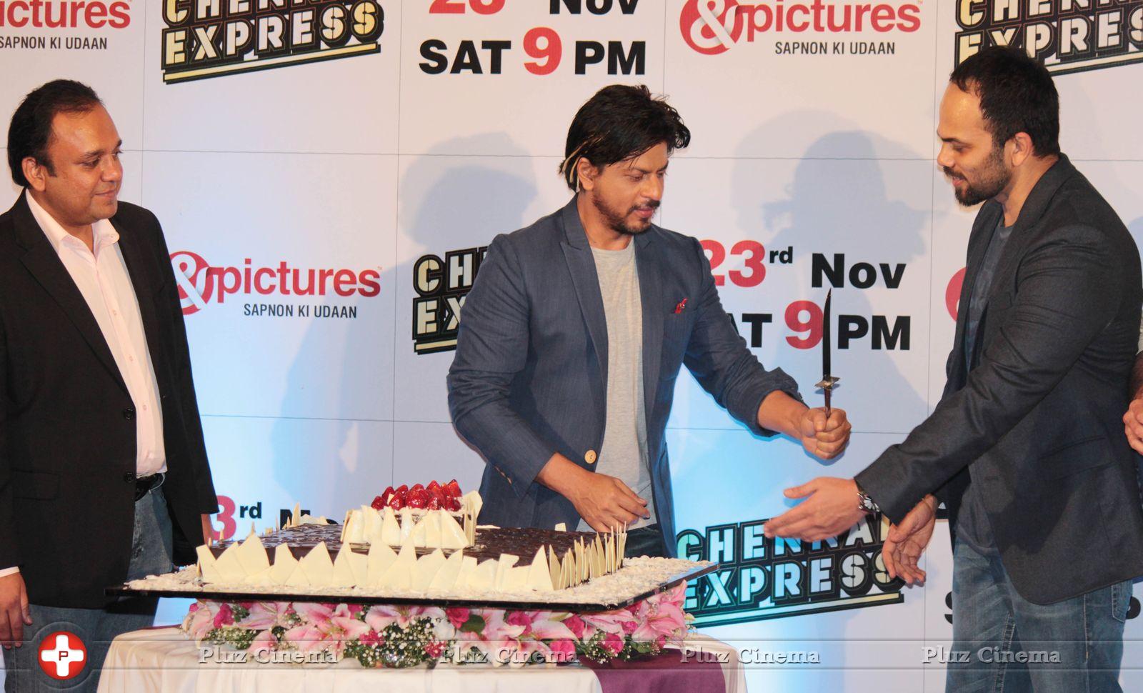 Shahrukh Khan - Deepika & Shahrukh Khan at Chennai Express Success Party Photos | Picture 629156