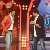 Sunny Deol promotes his film Singh Sahab The Great on the sets of Big Boss With Salman Khan Photos | Picture 633367