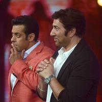 Sunny Deol promotes his film Singh Sahab The Great on the sets of Big Boss With Salman Khan Photos | Picture 633418