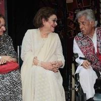 Unveiling of tile bearing Shashi Kapoor hand impression Photos | Picture 634265