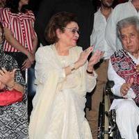 Unveiling of tile bearing Shashi Kapoor hand impression Photos | Picture 634266