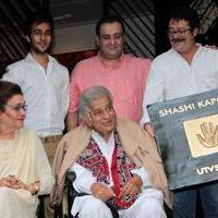 Unveiling of tile bearing Shashi Kapoor hand impression Photos
